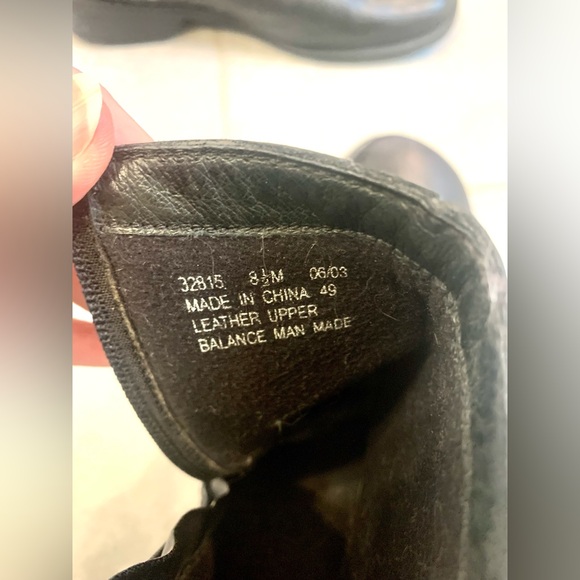 Clark’s Zip & Buckle Detail Low Heel Comfort Boot - Picture 4 of 6